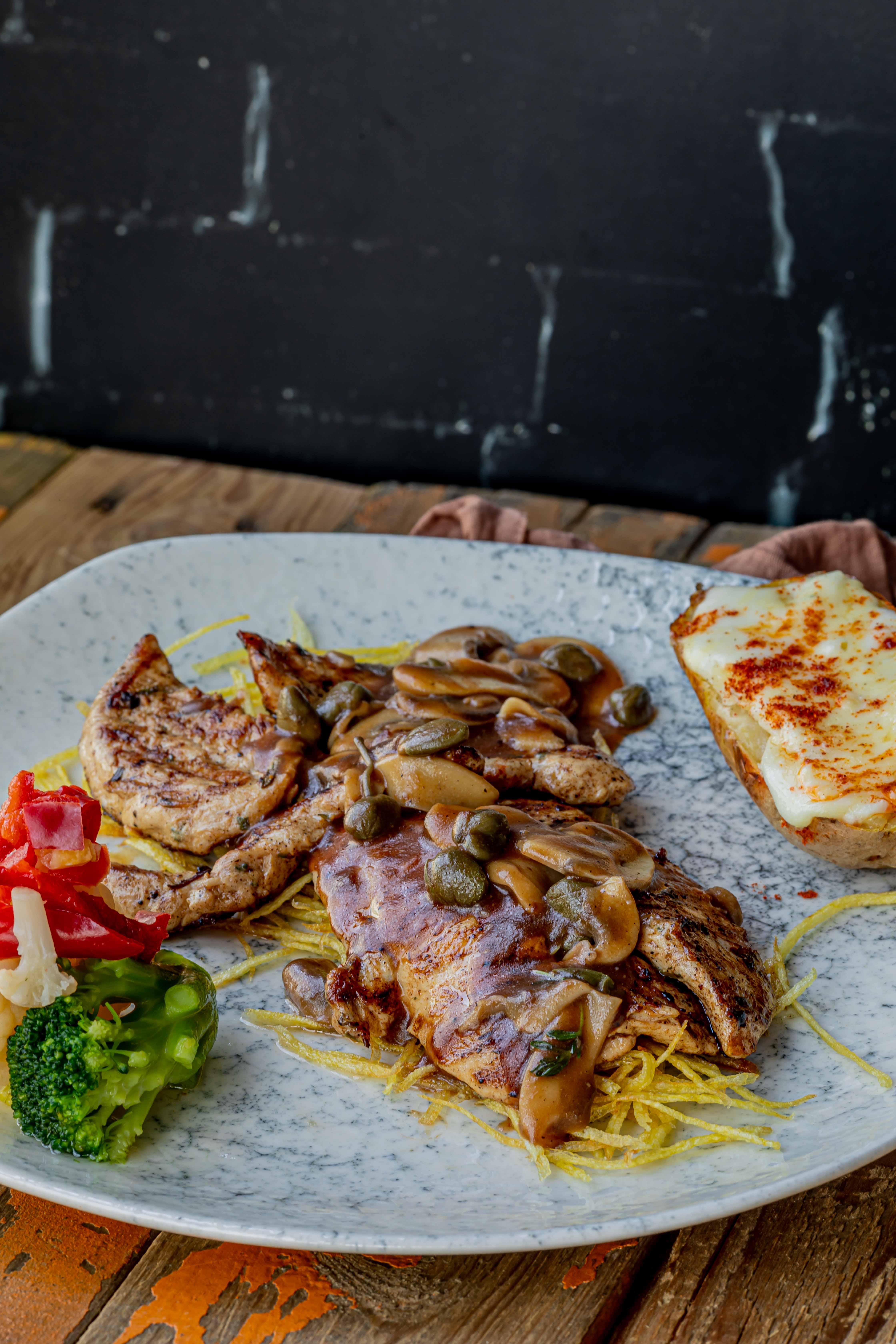 CHICKEN MUSHROOM
