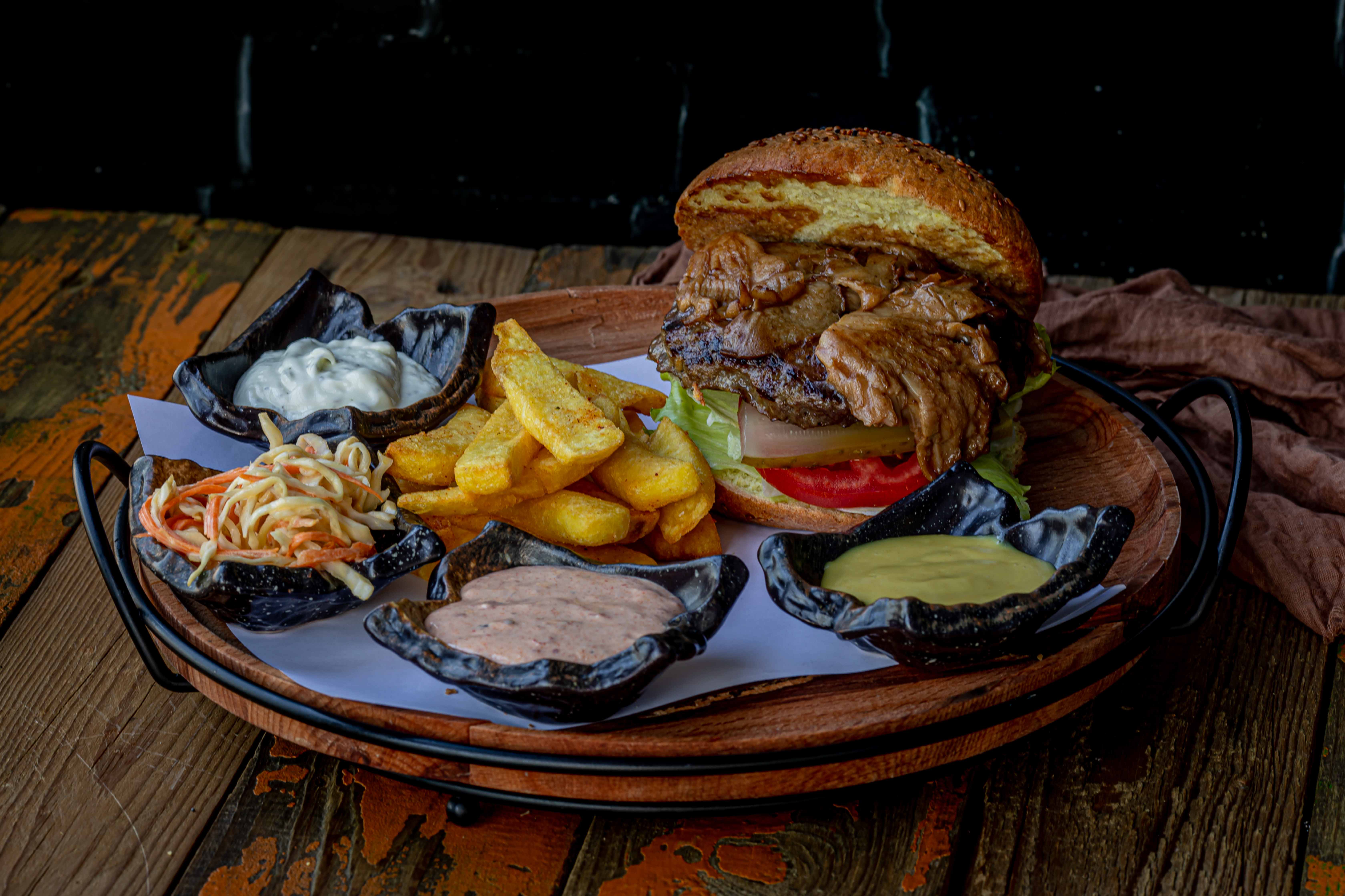 MUSHROOM BURGER